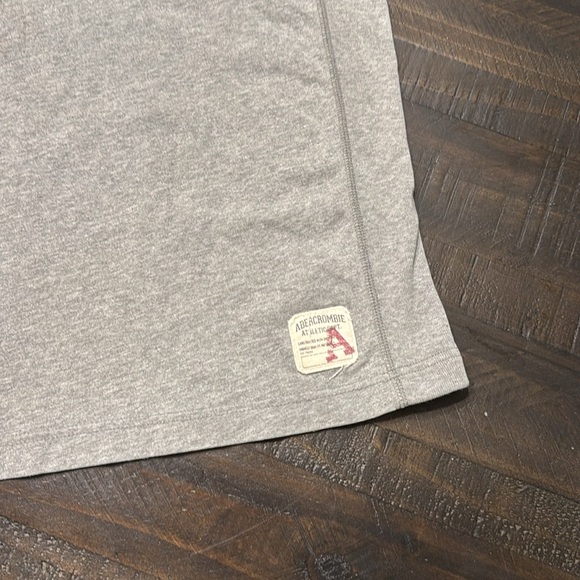 VTG Y2K A&F Men’s Abercrombie & Fitch Gray Athletic Sleeveless Muscle Tank Shirt - Picture 8 of 16